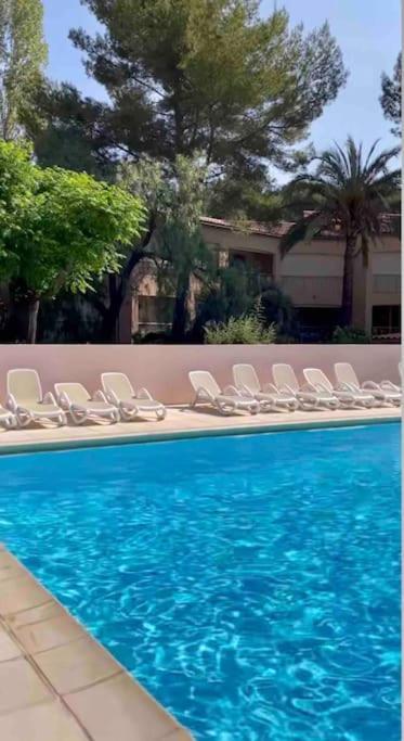 Appartement Piscine Tennis Acces Prive Plage Joia Sanary-sur-Mer Zewnętrze zdjęcie